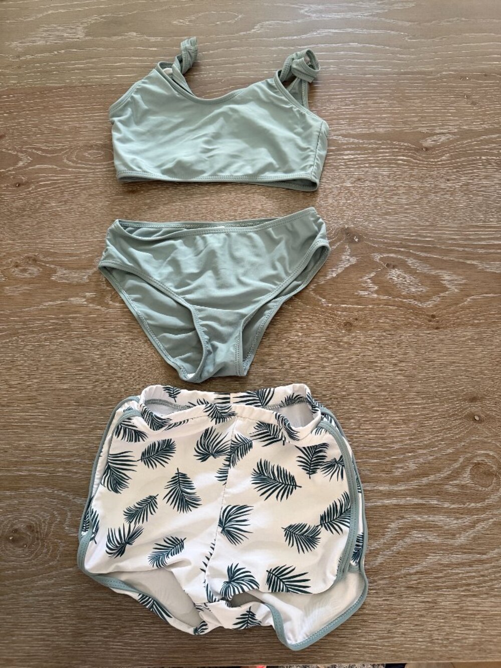 Girls SHEIN green floral 3 piece bathing suit set shorts size 8-9 years teen